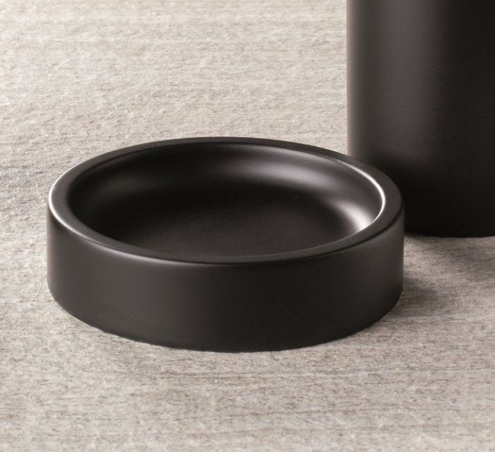 Stil Haus Tondo, a tabletop black soap dish